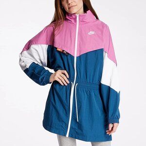 Nike Women's Vintage Icon Clash Colorblocked Track Jacket